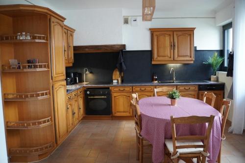 廚房, Chambre privée - Le Petit Chez Soi - Proche Cattenom (Chambre privee - Le Petit Chez Soi - Proche Cattenom) in 卡唐翁