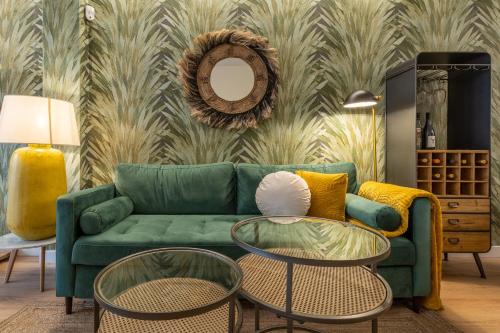 Stylish 2-Bed Apartment for 3 in Chamberí - image 10