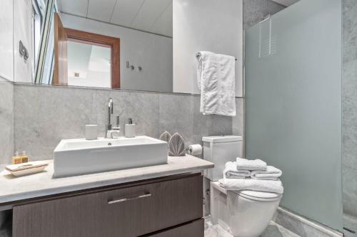 Cozy Apartment for 2 on Exclusive Street Madrid - main image