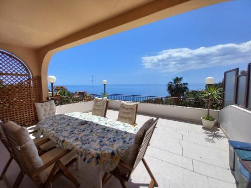Solemare Letojanni apartment