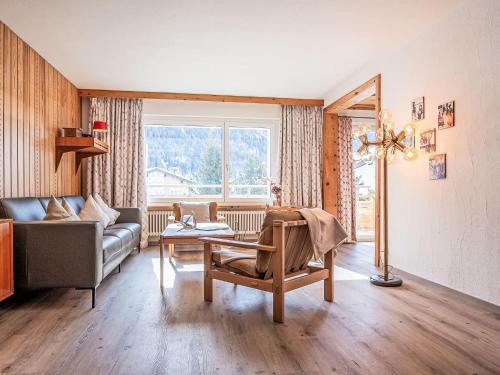 Apartment Chesa Clüs 6 by Interhome in Zuoz, Schweiz