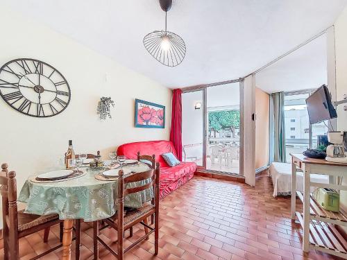 Apartment Floralies I-5 by Interhome