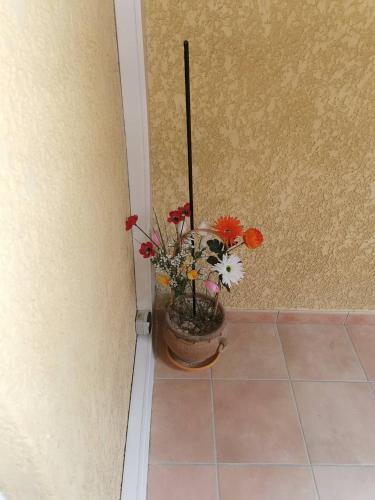 Bel appartement au calme de 82m² - image 4