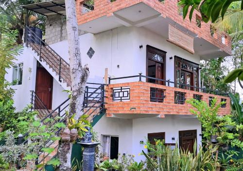 Nishani Residence - image 2