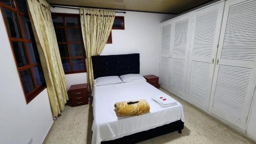 2 double beds