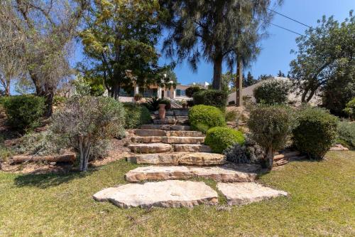 Casa Ouricos Large Pool BBQ Walk to beach - image 2