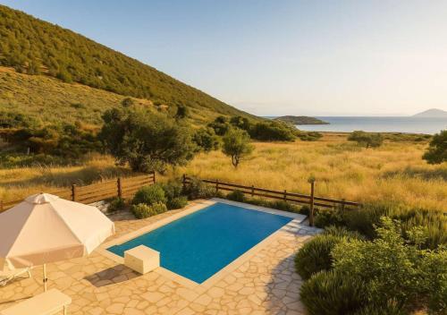 Seaside Aqua Bliss & Serenity with Private Pool gîte à louer Rákhi Malavriás