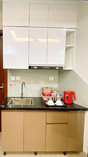 Hương Linh Apartment in Trung Hoa Nhan Chinh