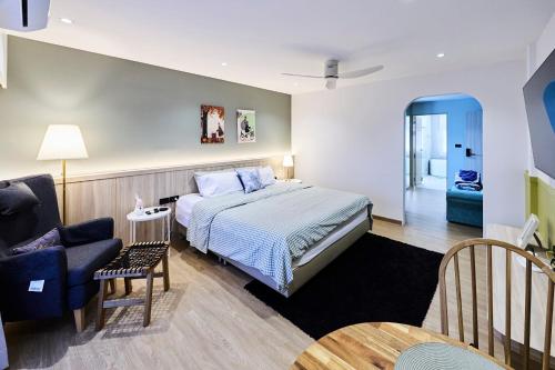 room detail thumbnail 0