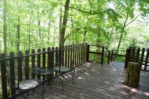 A-Frame Cabin #2 on Patoka Lake in Southern Indiana in Paoli, USA