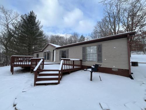 Family Style Home #18 on Patoka Lake in Southern Indiana in Salem, USA