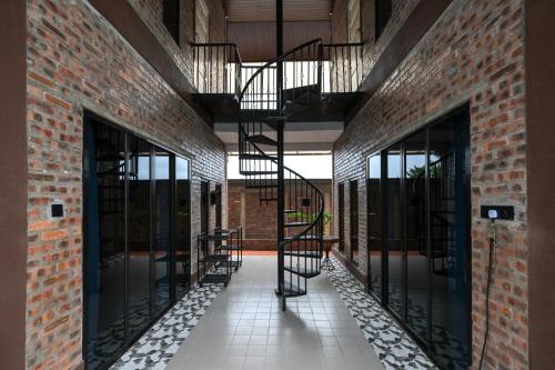 Exterior view, AJ Villa BY THM in Golf Course