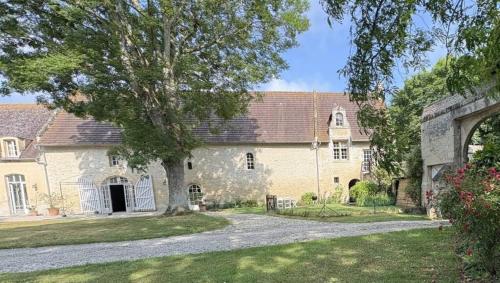 Domaine du Château De Merville gîte à louer Merville-Franceville-Plage