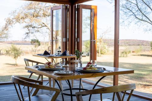 Cheetah Ridge Lodge 2