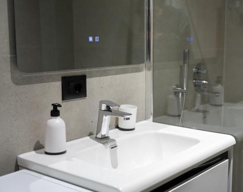 Barrikada-E Apartments - image 4