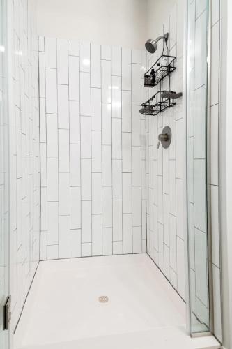 Downtown Houston - Studio - Shared Pool Gym - main image