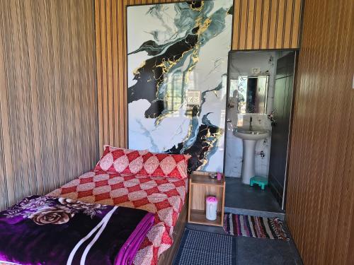 पिनाकी होम स्टे in Chamoli