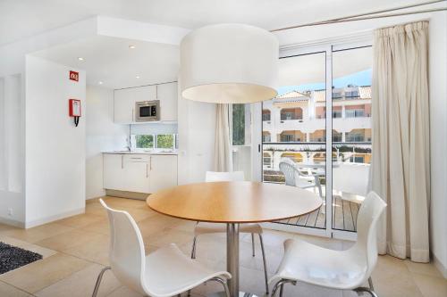 Cocina, Golden Club Cabanas in Tavira