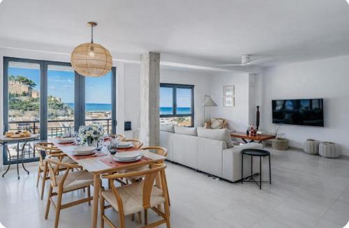 Apt Denia, 5 min Port, View of de Castle, Smart TV