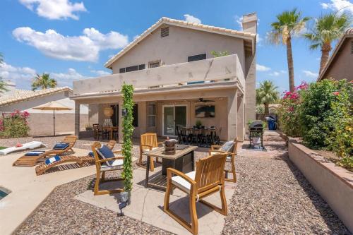 Red Mountain Retreat in Cachet at Las Sendas