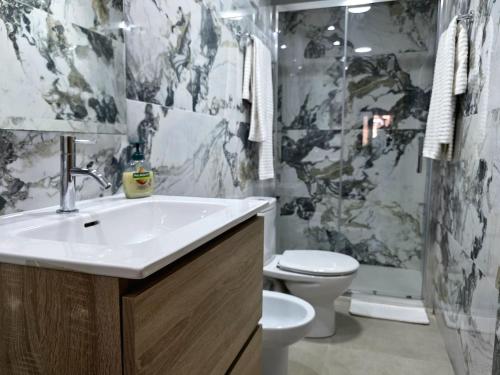 Entire Apartment near Valencia - 2 Bedrooms & 2 Bathrooms 2