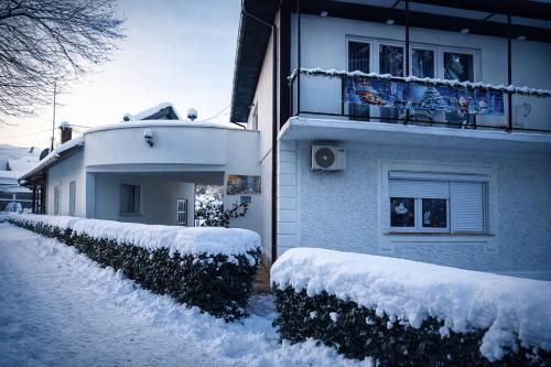Apartmani Kotor Varoš (Apartmani Kotor Varos) in Čelinac