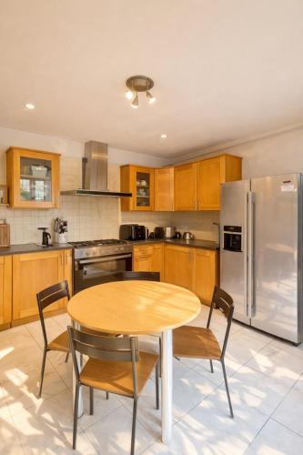 La maison aux 5 nids in Saint-Cyr-sur-Loire