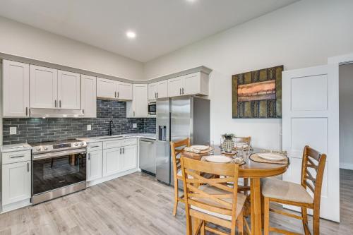 Lakefront Seneca Vacation Rental with Shared Dock! in Salem, USA