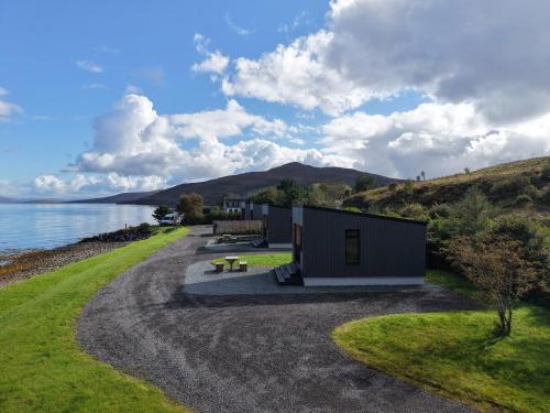 Angusfield Cabins in Sconser
