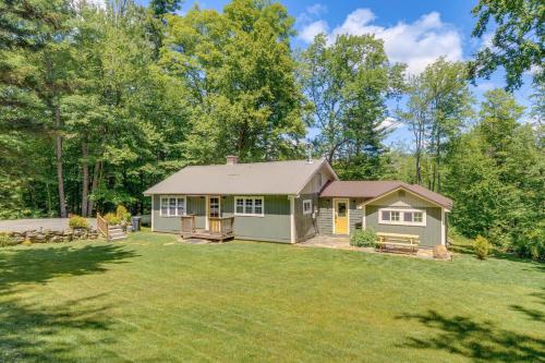 Mount Pine Getaway Near Green Mtn Natl Forest! in Wardsboro, USA