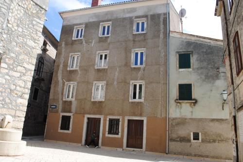 Accommodation in Cres