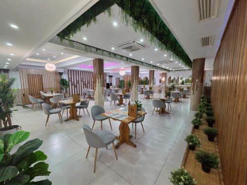 餐廳, Hostal Carlos I in 埃雷拉德爾杜克