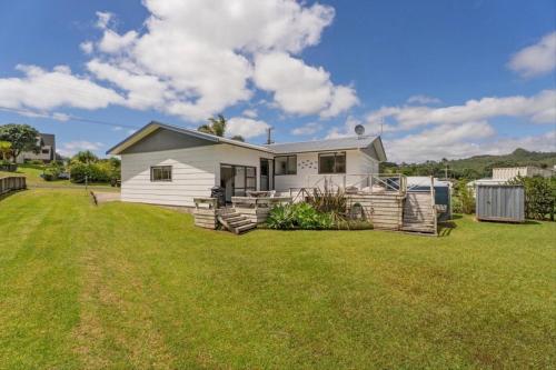 Kert, Family bach 2 mins from Whangapoua Beach in Whangapoua