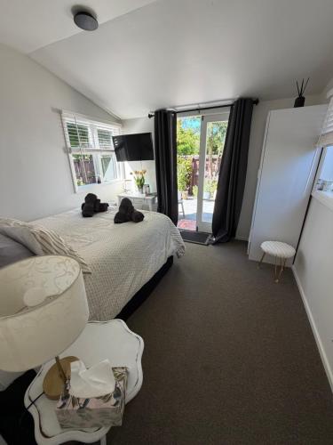 Peaceful Homestay 7 Minutes from Christchurch Airport