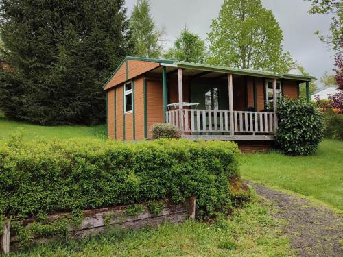 Chalet avec terrasse - 6 pers. - API-1-52-2043 in La Tour-d'Auvergne