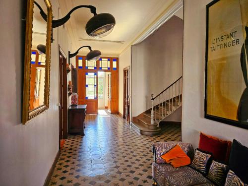 A szálláshely kívülről, Manor House With Pool In Charming Occitan Village in Bize-Minervois
