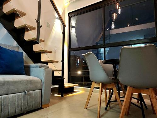 Apartaestudio tipo duplex a 1 cuadra de la embajada americana