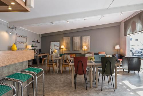 Hôtel Edmond Rostand - image 10