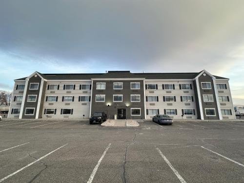 Quality Inn Carlin - 숙소 외관