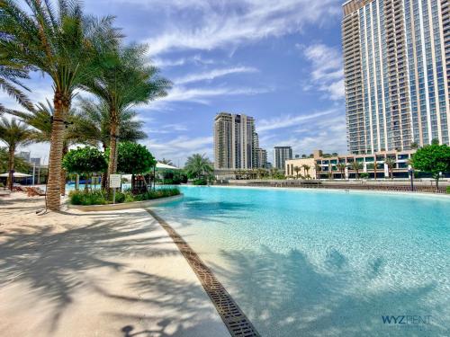 Urban Glam 1 BR in Surf 2-Creek Beach Access, Dubaï