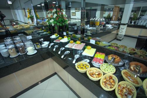 Comida y bebida, Skala Traveling Hotel in Cuiaba