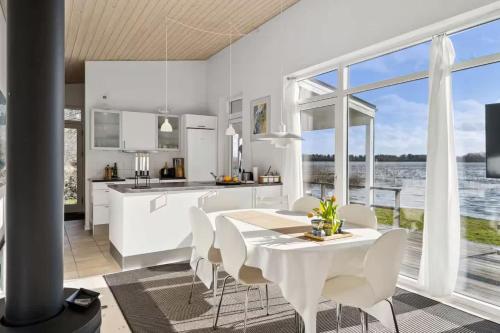 Luxury Lakeside Retreat in Ringsted
