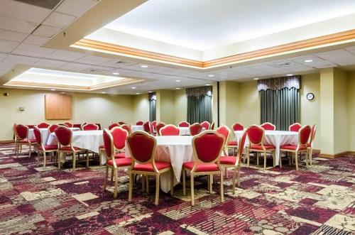 Comfort Suites Innsbrook - Short Pump - image 35