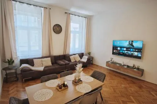 Central Apartment in Graz stylish & cozy I self check-in in Graz, Österreich