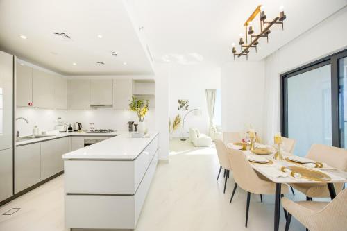Sobha Creek Vistas Grande 2BR City and Creek View Pool MBR City - image 8