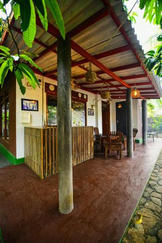 Lizard Safari Lodge in Udawalawe