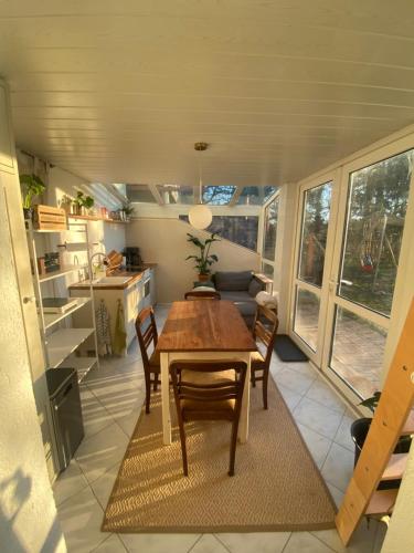 Souterrainwohnung mit Badesteg an der Paar in Friedberg