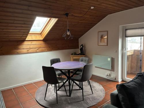 Iekārtas, Nette, kleine Ferienwohnung auf ehemaligem Bauernhof in Perasdorf
