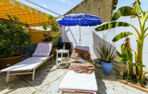 Úszómedence, Pet Friendly Home In El Pedroso With Wifi in El Pedroso