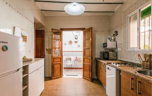 Konyha, Pet Friendly Home In El Pedroso With Wifi in El Pedroso